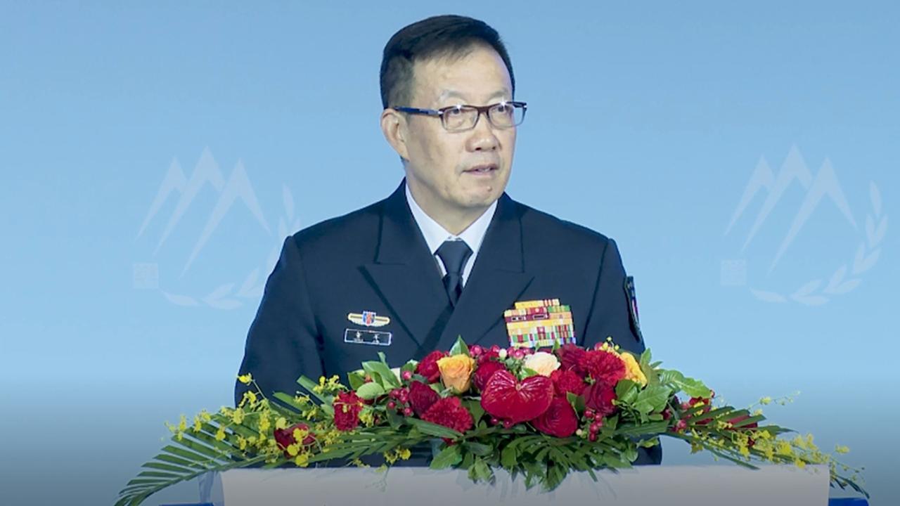 亮出最强硬态度，中国台海战略彻底变了，不单收拾台独，域外插手的国家，照样一并反制