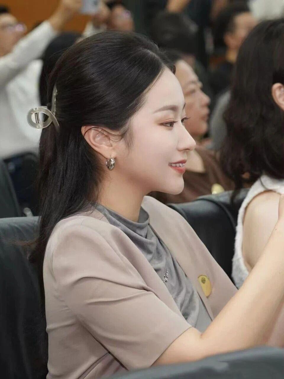 天生丽质难自弃。每一个艺考的女孩子，都是上天派来的天使。