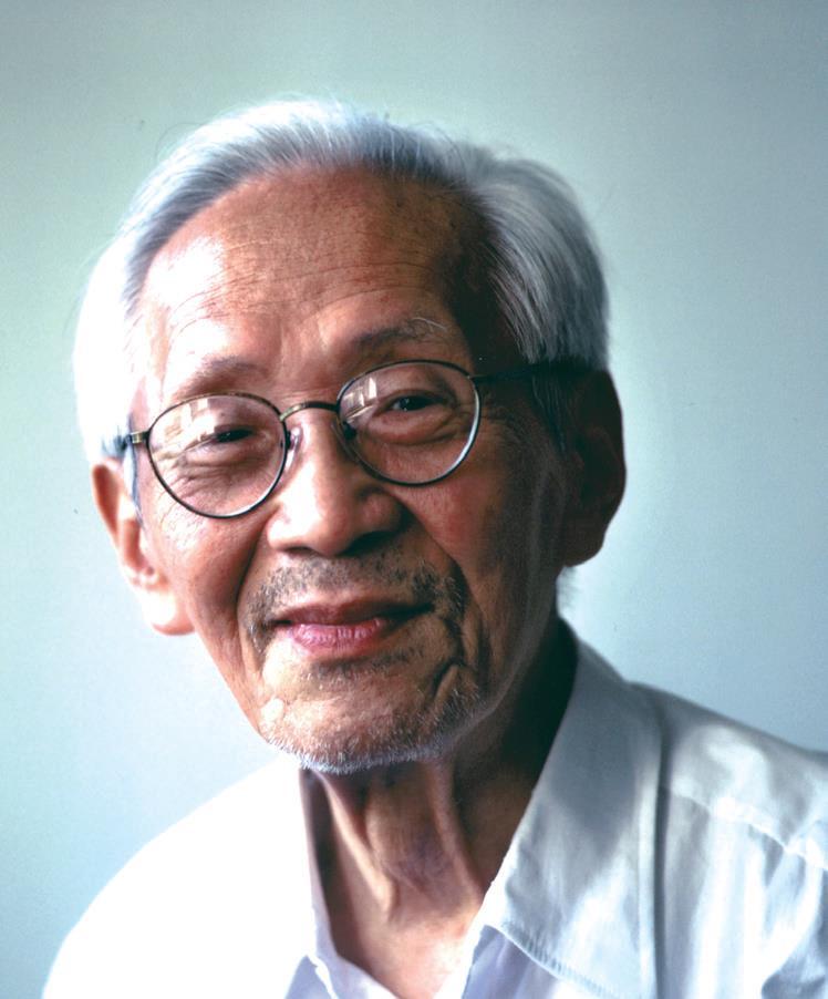 “被笑‘老铁匠锻芯片’35年！直到中芯国际展柜亮出《王守武1970年手刻硅片显微