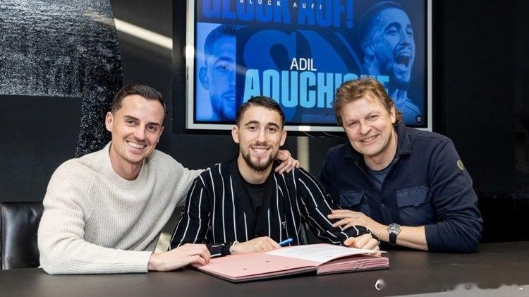 【官方：沙尔克从桑德兰签下法国中场奥奇切，签约至2027年】        德乙