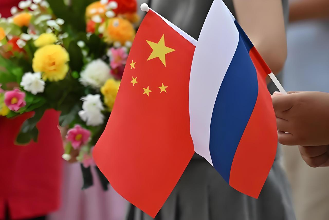 中俄关系再度发生变化，俄罗斯外交部曾多次表示：如果中国的领土遭到了其他国家的侵犯