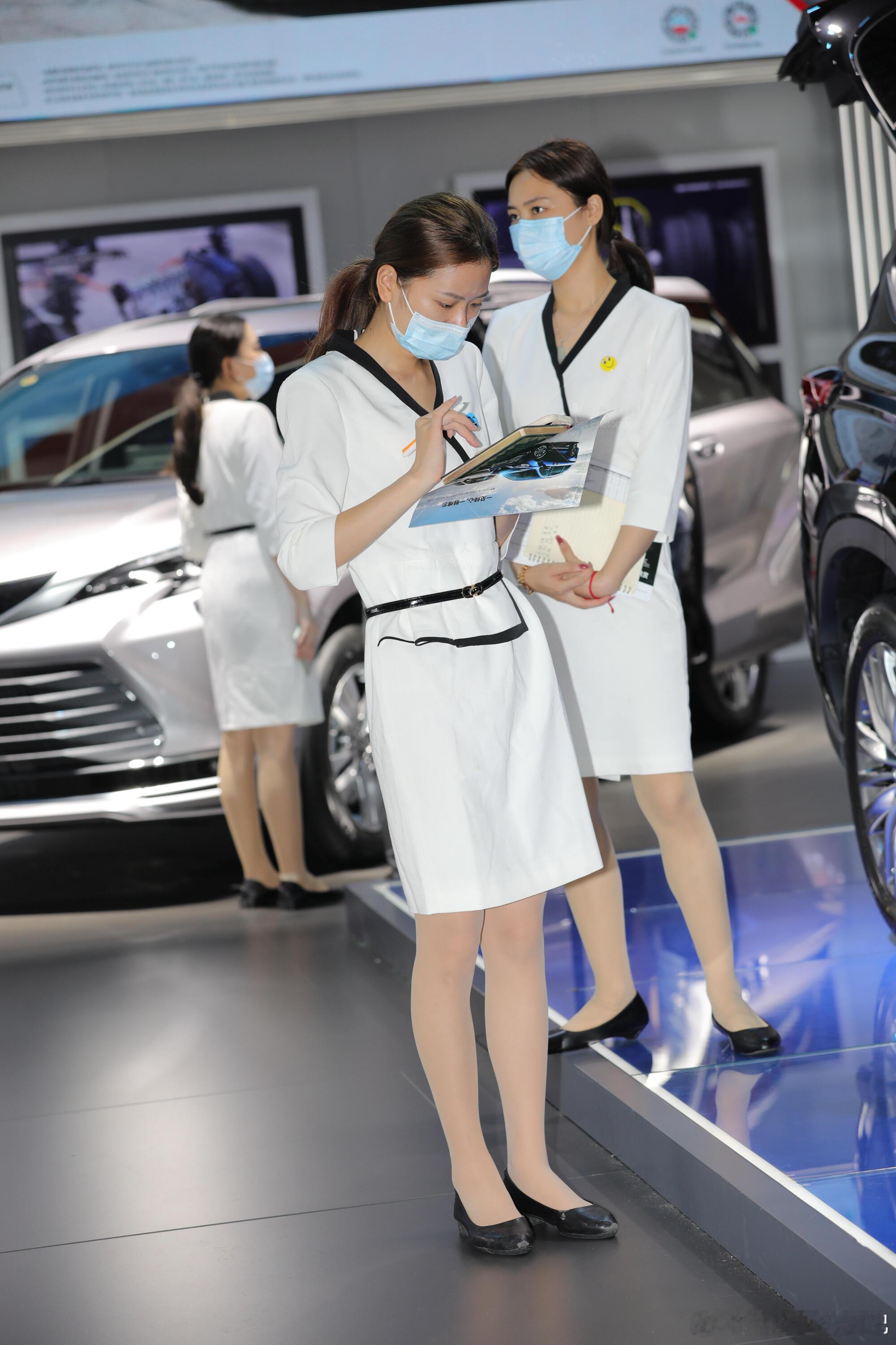 顶级街拍马年大吉超震撼年味大赏美女绘梦长廊