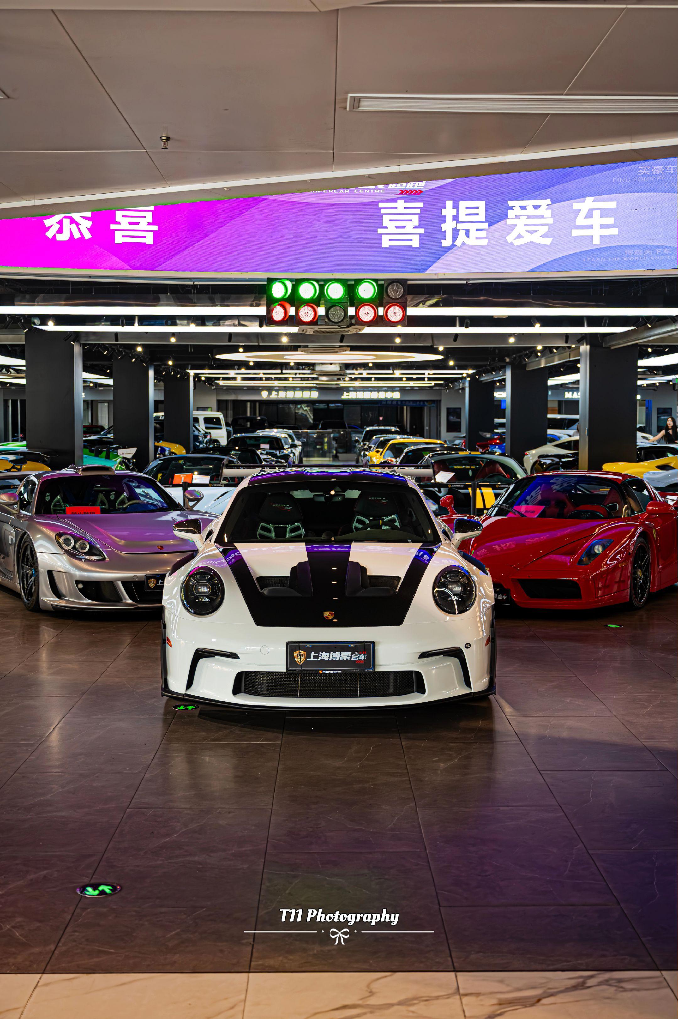 难得一见的992 GT3RS CXX.前几天去博豪正好碰到这台992....