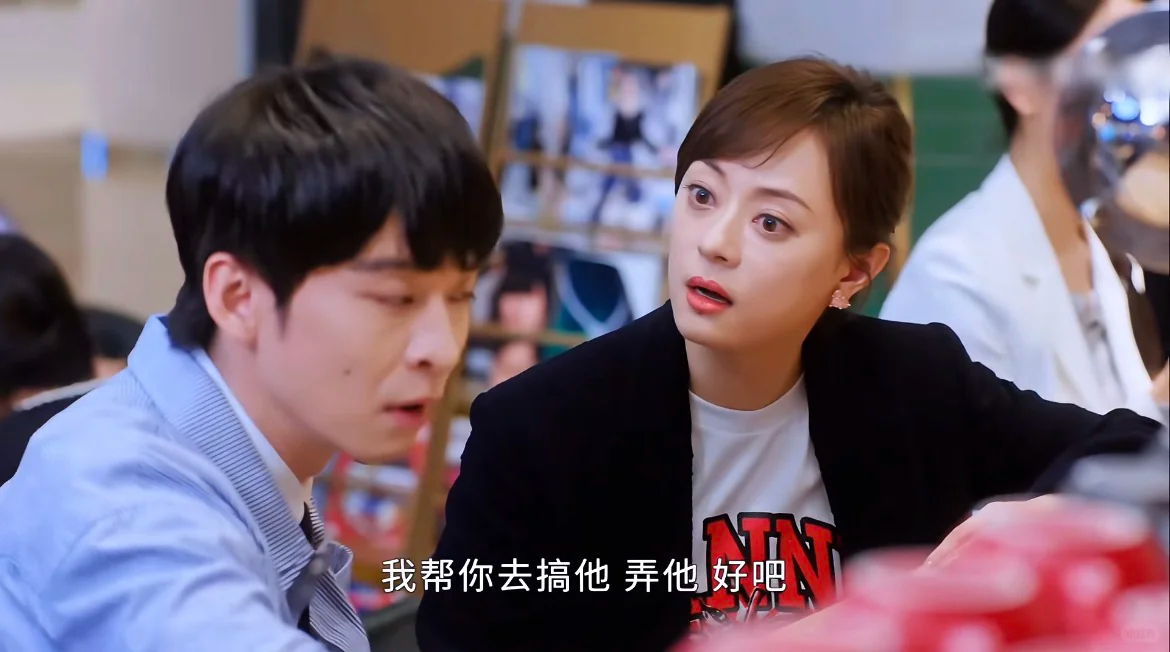 国产影视剧近几年那么多「被出轨离婚拼事业」的女性角色，真正让我心服口服的，只有胡