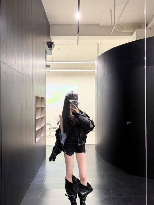 †✞✝