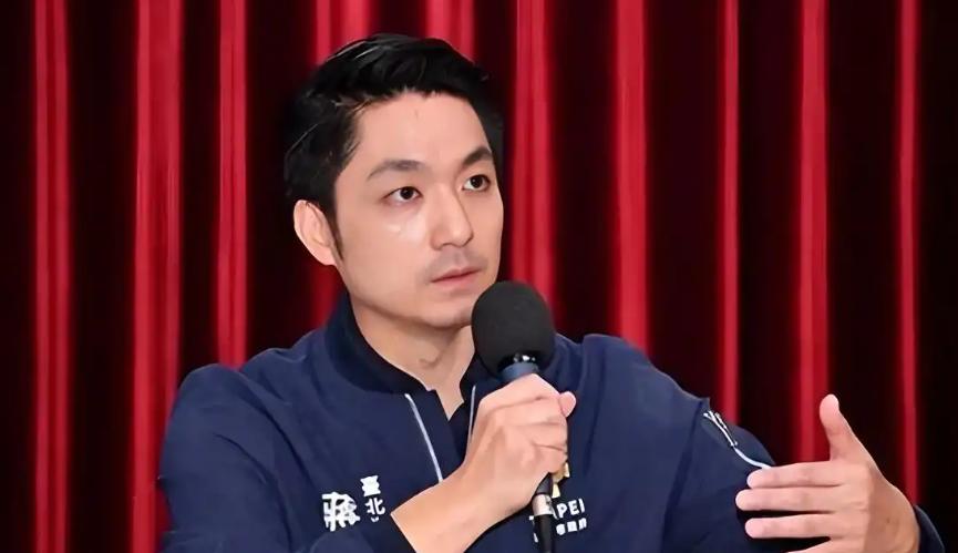 台北市市长、蒋介石的曾孙蒋万安直接把话说死了！他当着媒体的面斩钉截铁地说，自己绝