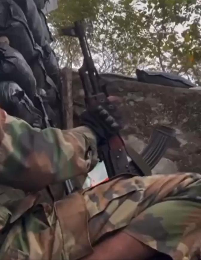 经过近一周的激战，泰国军队已攻占争议不断的350高地。据泰国皇家陆军称，该阵地于