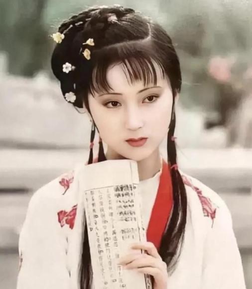 2007年，陈晓旭到了弥留之际，她让人联系前夫毕彦君，说自己想见毕彦君一面，可是