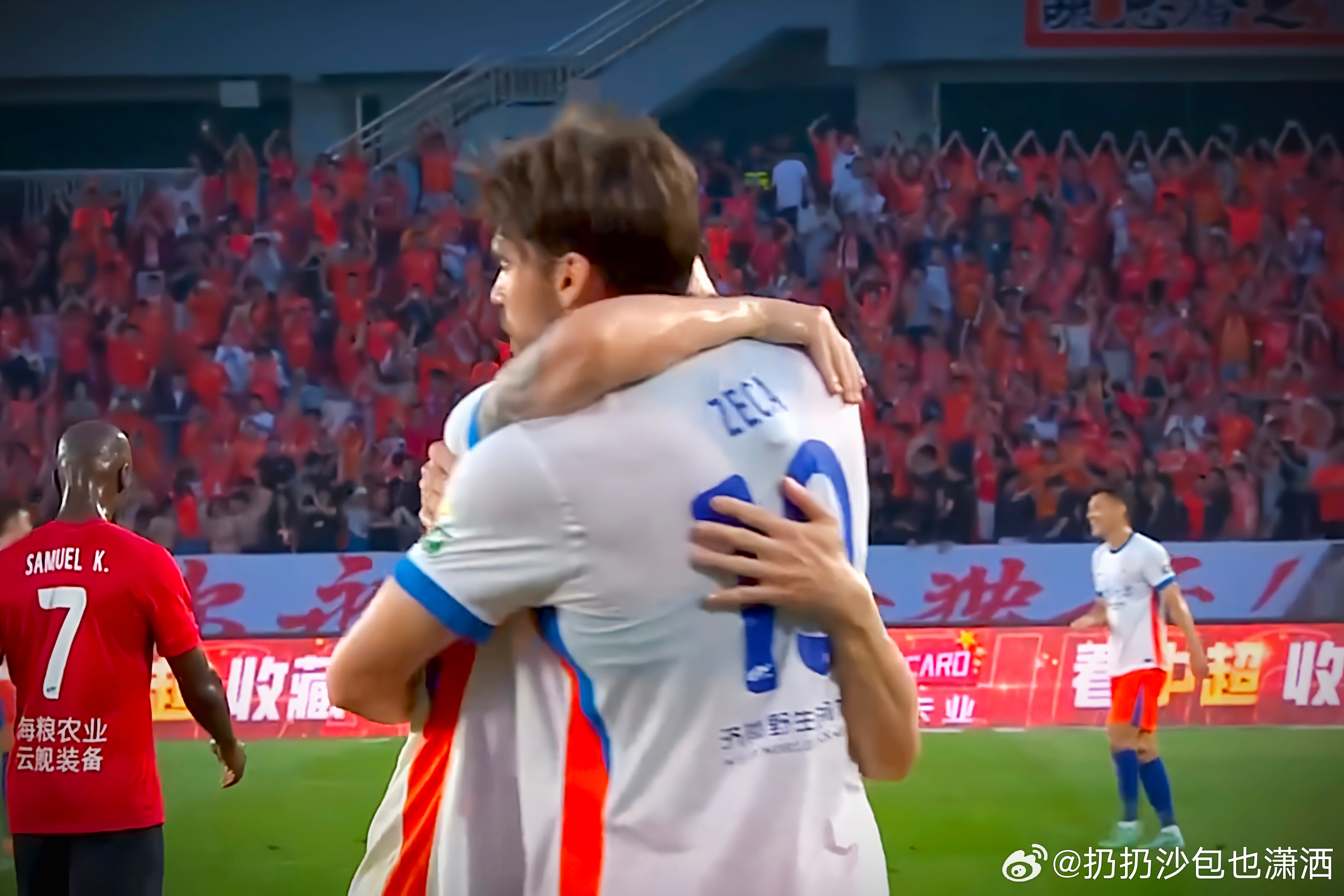 山东泰山辽宁铁人vs山东泰山泽卡梅开二度，山东泰山2-0辽宁铁人 