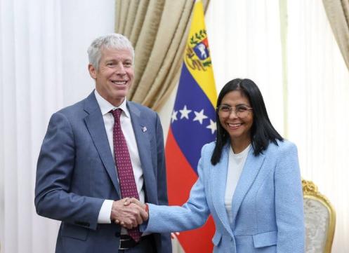 这才是一箭双雕，委内瑞拉代总统罗德里格斯，以叛国罪、间谍罪、泄露国家机密，以及失