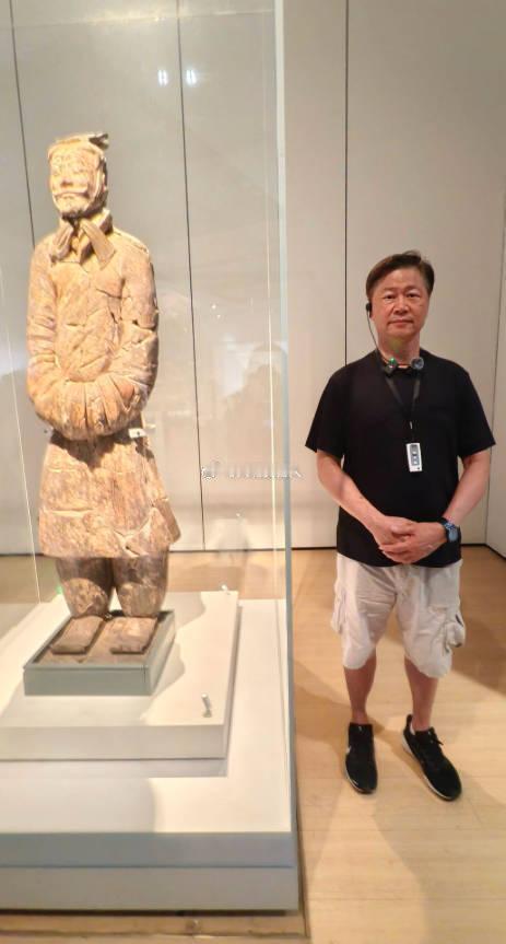 赖岳谦、周玉琴两口，在西安游玩热点观点 ，两岸同胞走到一起的大潮流阻挡不了