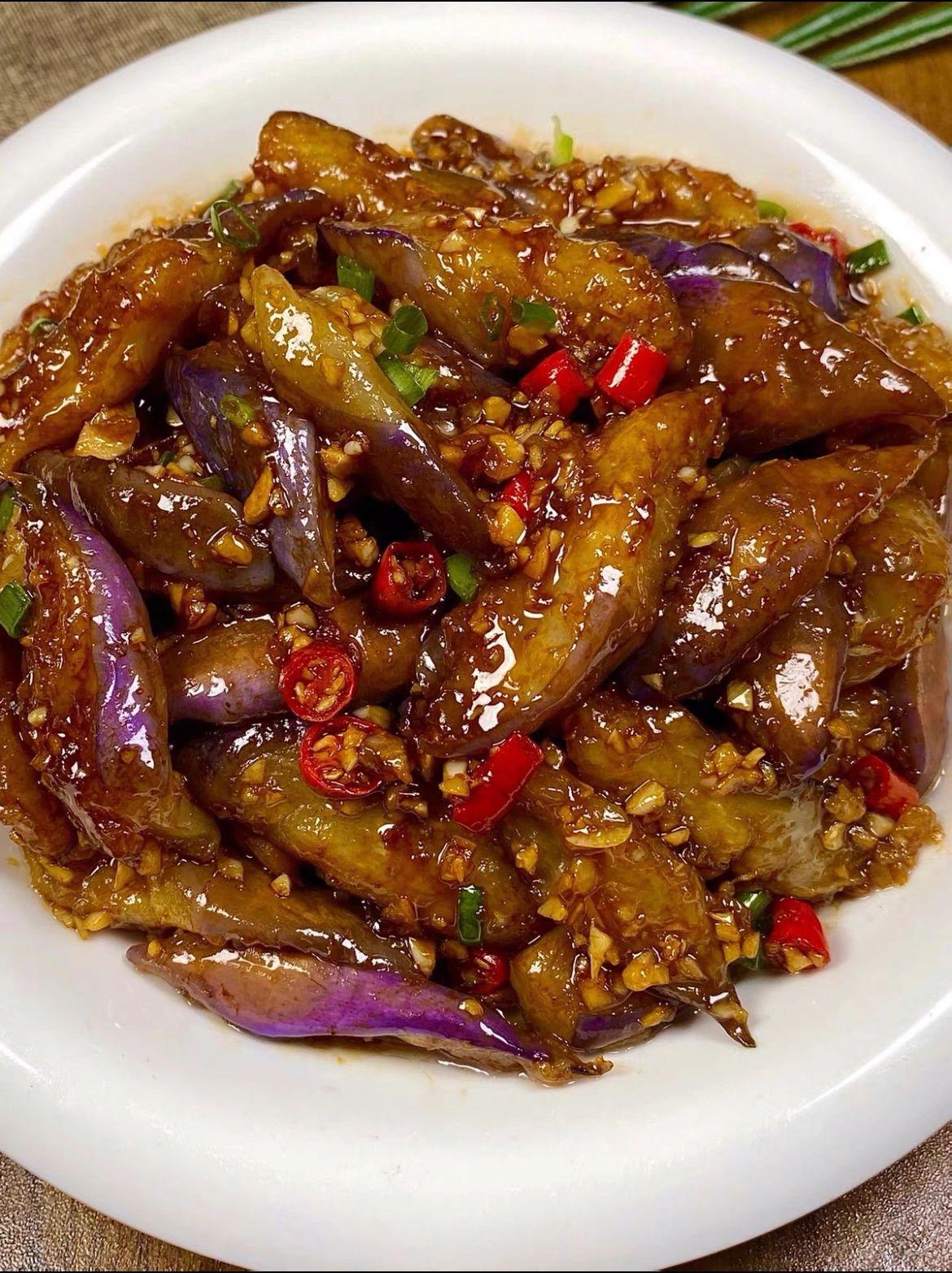 破防了，这个真的巨巨好吃！（内附做法）
这道菜真的好吃到舔盘，每做一次都能多炫两