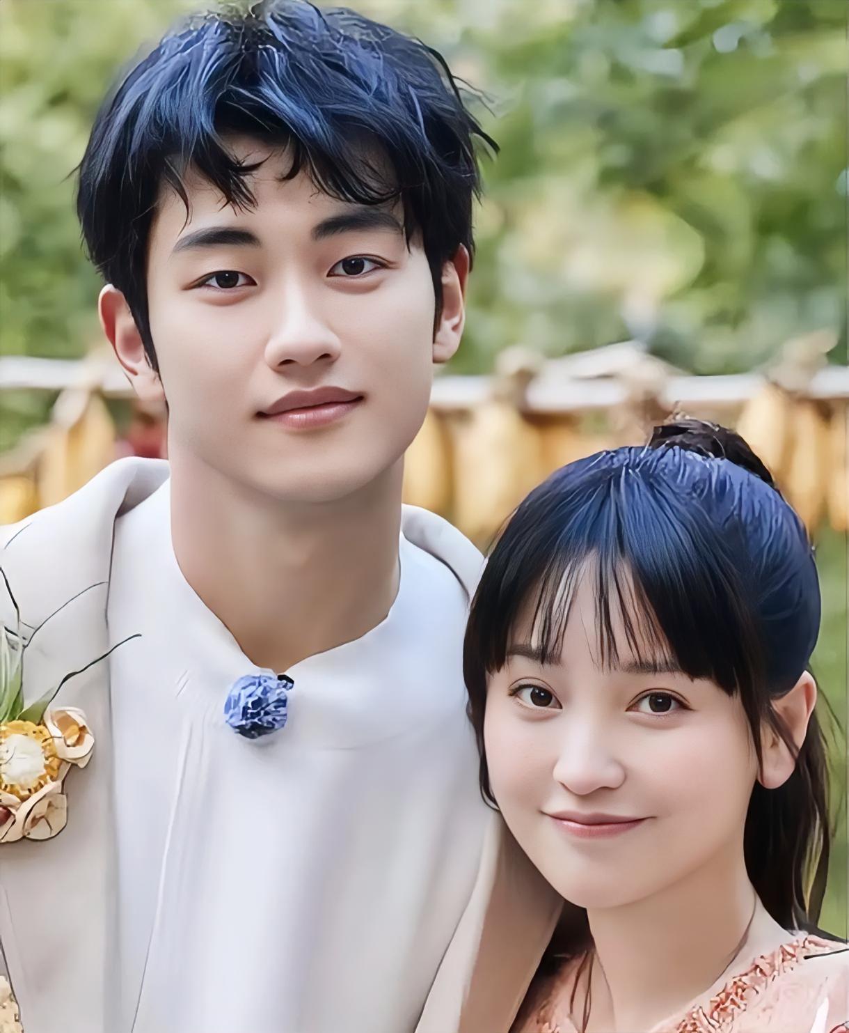 找老公就得找金莎老公这样的实在人
 
我闺蜜的眼光啊，真的是毒辣得很，在第一眼看