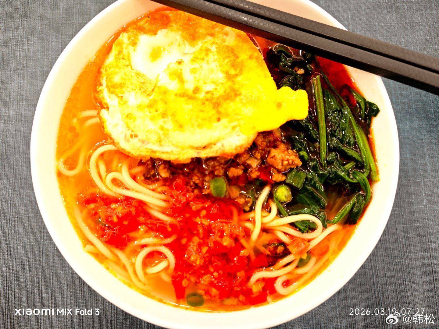 江西面要比重庆小面辣，这样天天吃很快会长胖。 