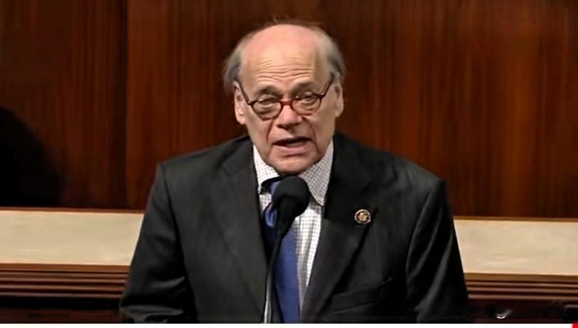 来自田纳西州的众议员史蒂夫·科恩在众议院发言中严厉批评了特朗普政府将肯尼迪中心更