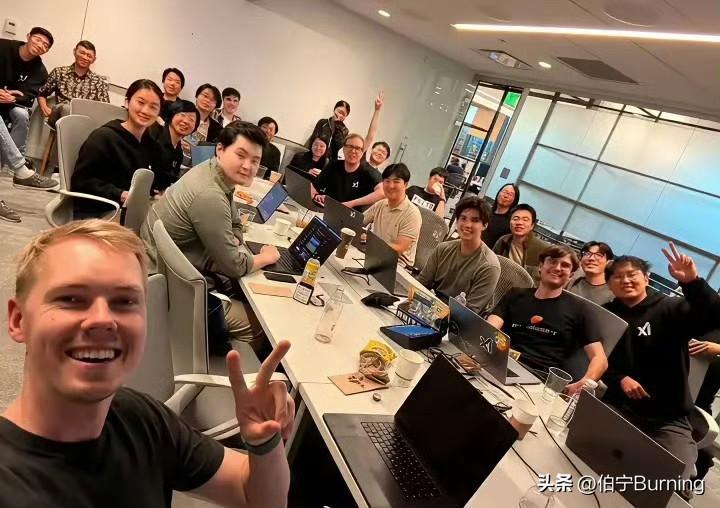 马斯克的人工智能团队据说开除了最后一个白人，全华班了！想起之前一个硅谷投资者说的