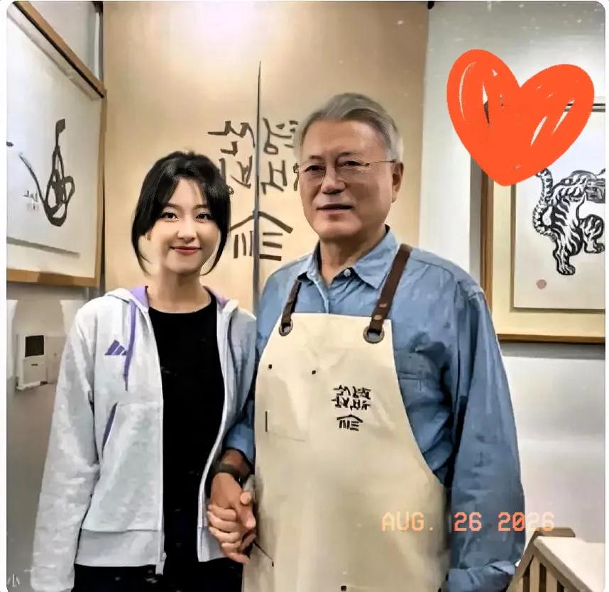 赴韩拿个毕业证，竟成了留学生文文的绝命之旅。

本来是研究生毕业、双双入职国内学