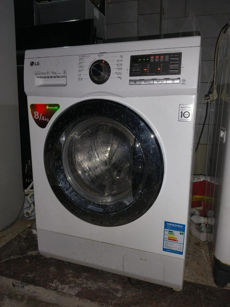 你家的老旧家电退役了吗 我感觉我们家还是很传统的那种类型，大家电起码都还是十年前