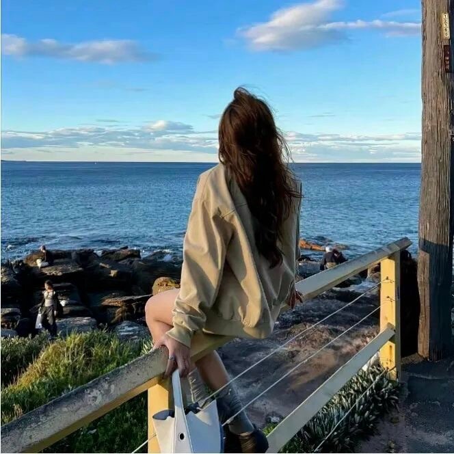 🌻𝗚𝗼𝗼𝗱 ✌︎不为明天找答案，当下灿烂即清欢 