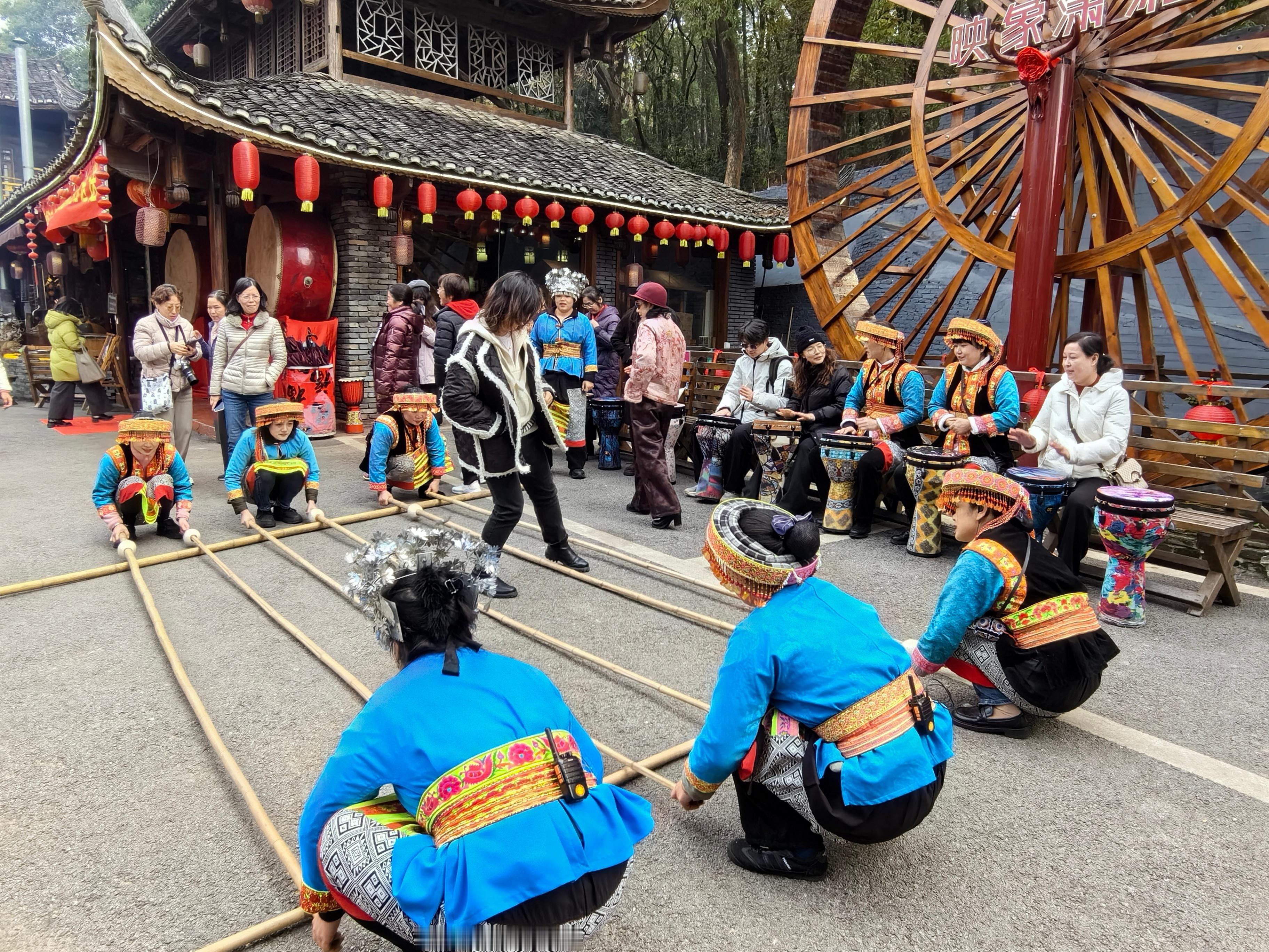 【 湖南人过冬至的仪式感拉满 】 冬天来湖南必去的打卡点 冬日的湖南，是传统与现