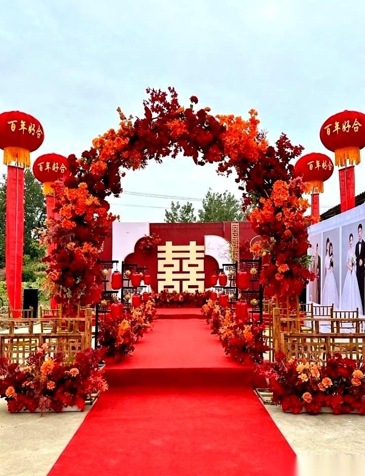 手里攥着1000块钱，跟攥着个烫手山芋似的。
明天，去，还是不去？
这事儿真绝了