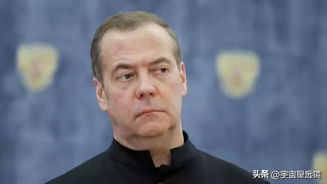 俄罗斯说出了真相！
  俄罗斯安全会议副主席梅德韦杰夫表示，中东地区国家自以为自