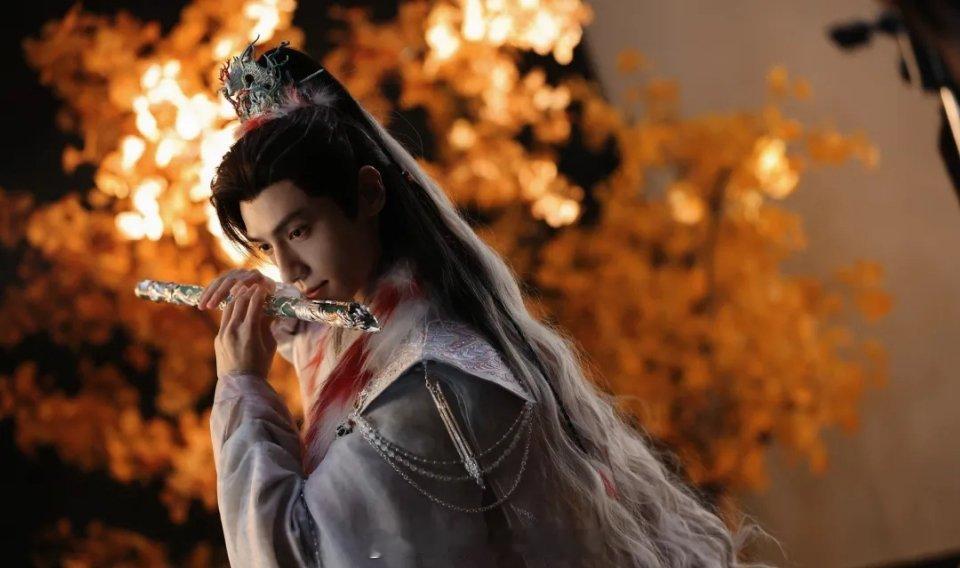 《水龙吟》未播先火，罗云熙掉进“美女窝”，古装又有颜值天花板 ​​​