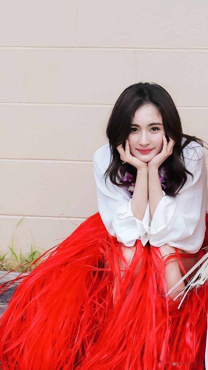 杨幂怎么就不显老呢？啥衣服穿着都那么靓