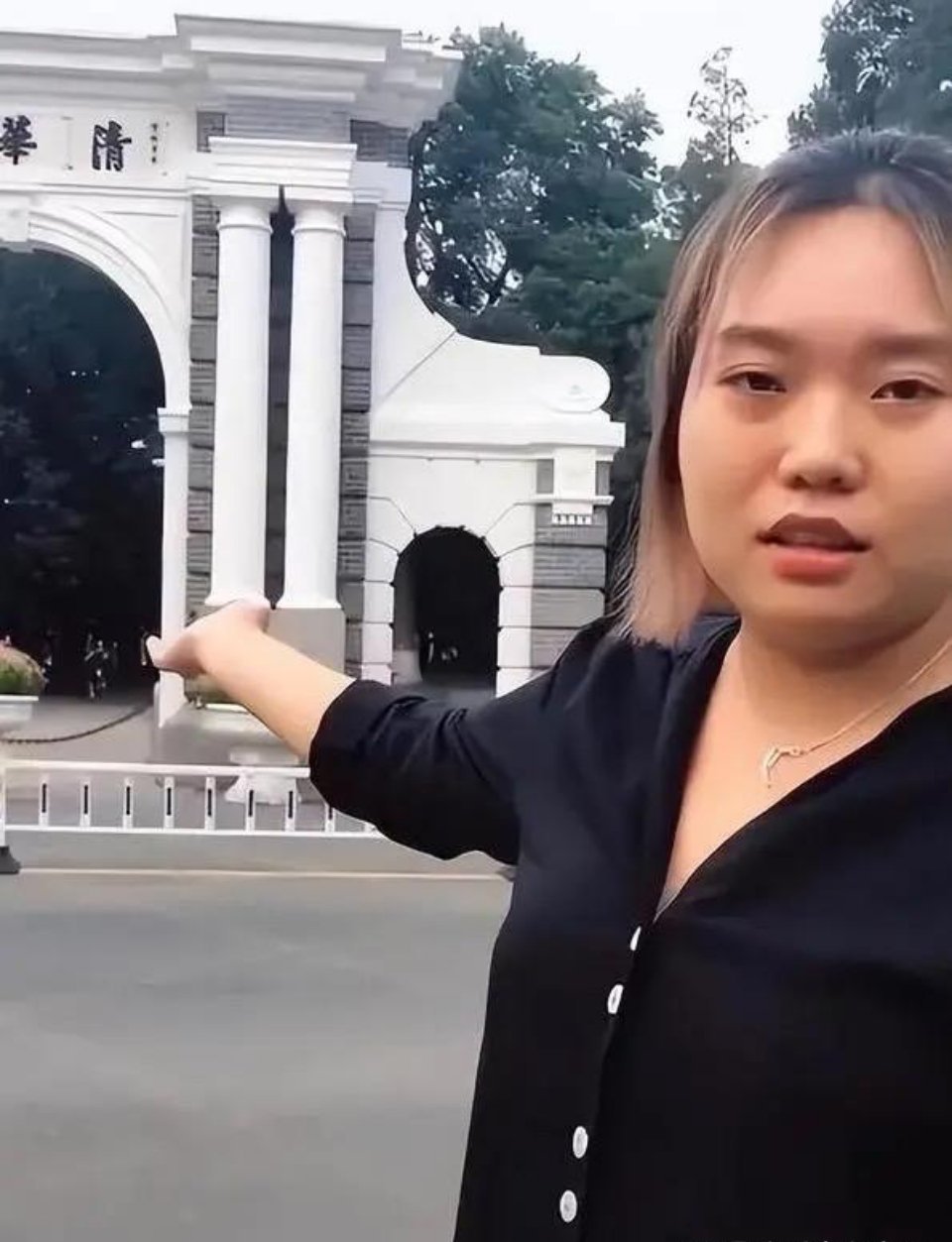 李雪琴是做了什么项目吗，从普女一下子变成了女神 