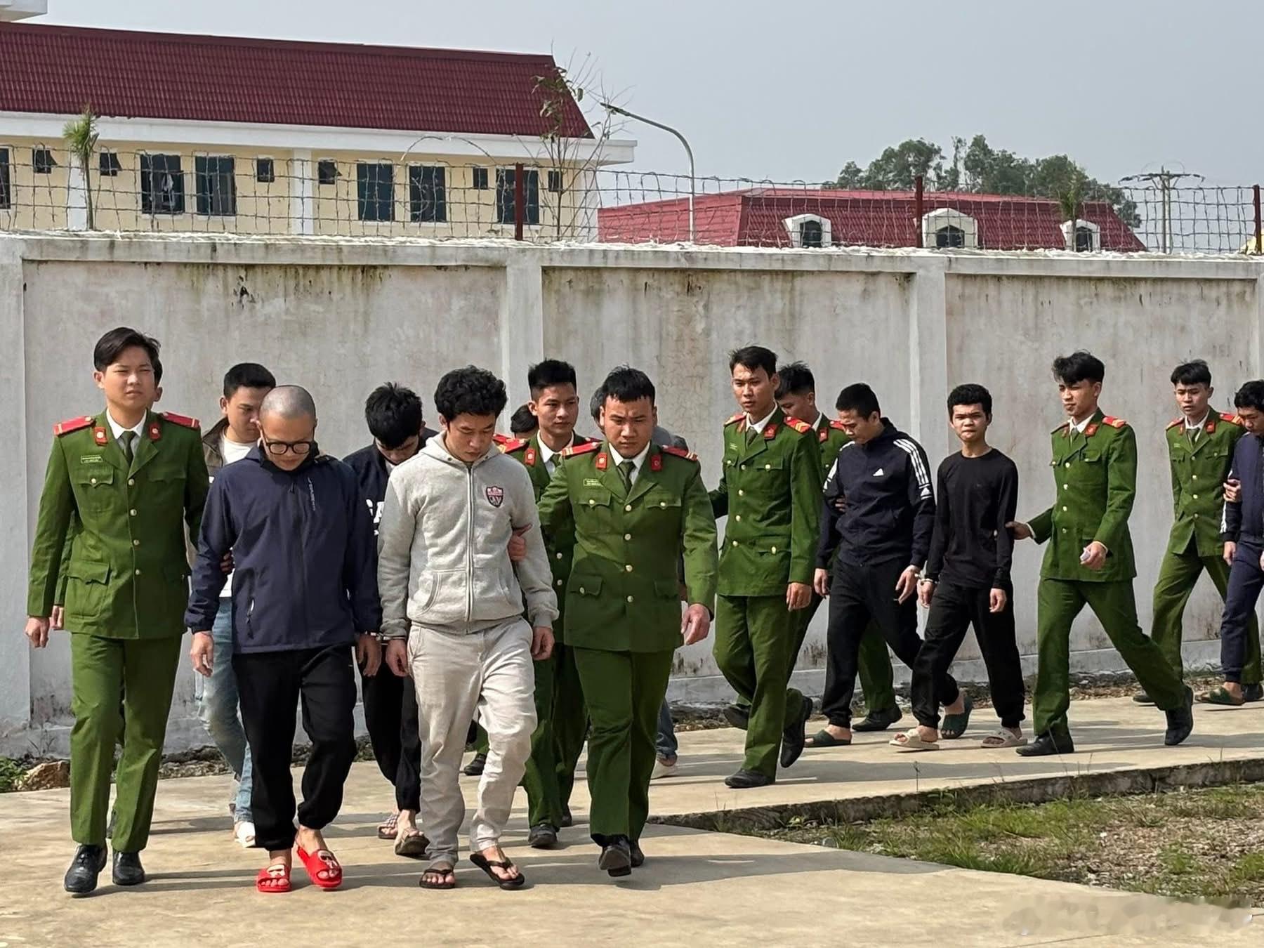 一个横跨越南，柬埔寨，缅甸的电诈团伙被捣毁，这个团伙由越南人主导，统计发现大约有