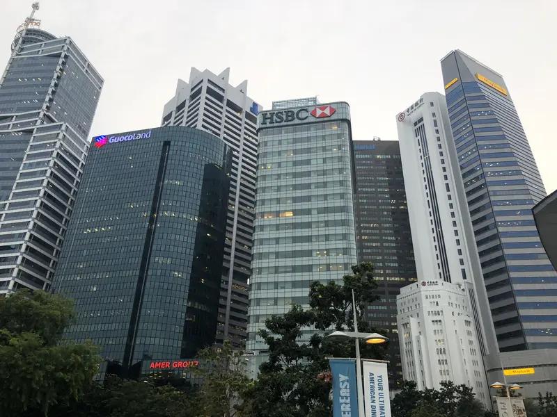 5月20日新加坡股市价值达到6450亿美元，成功超过印度尼西亚股市价值6180成