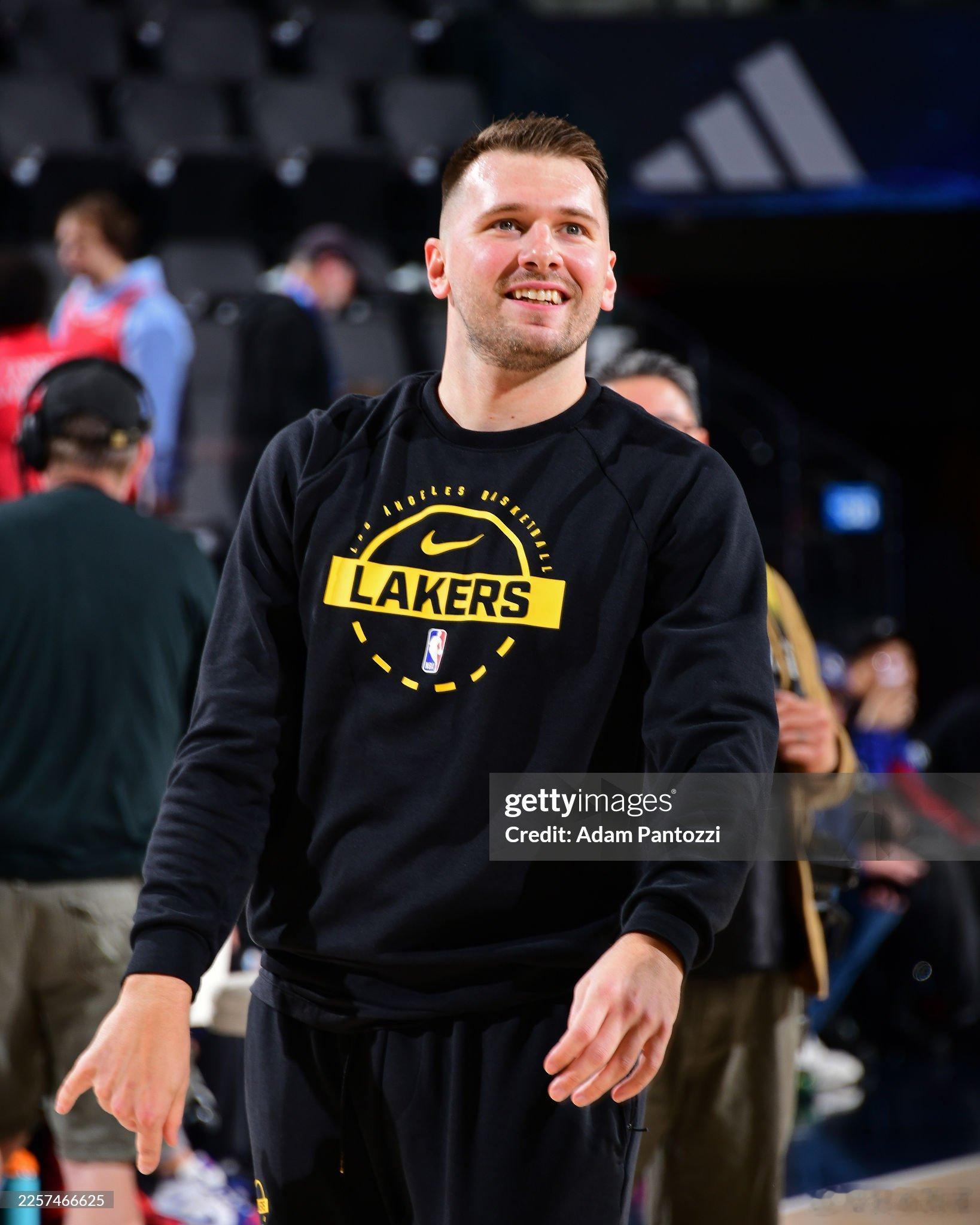 MFFL 基德在赛前接受采访。“东契奇￼已经翻开了新的篇章，我们也一样。我们祝他