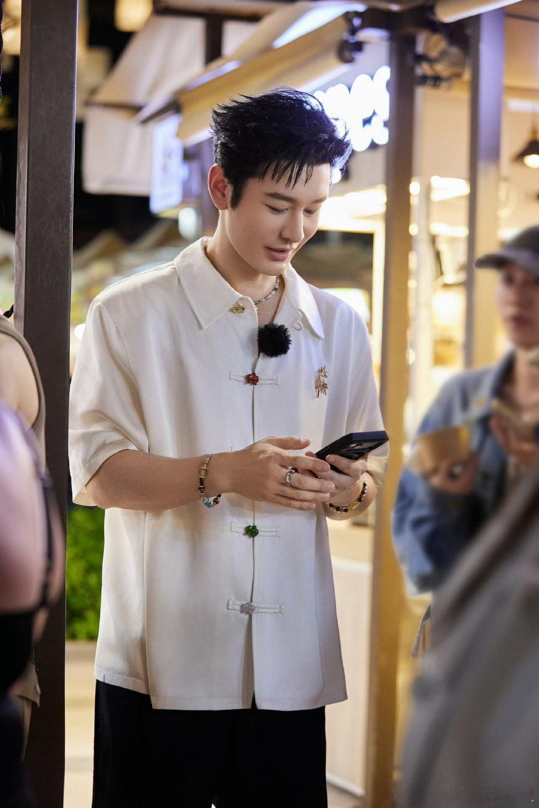 你好星期六花式夸夸黄晓明 你好星期六 你好星期六花式夸夸现场太欢乐！晓明哥游戏经