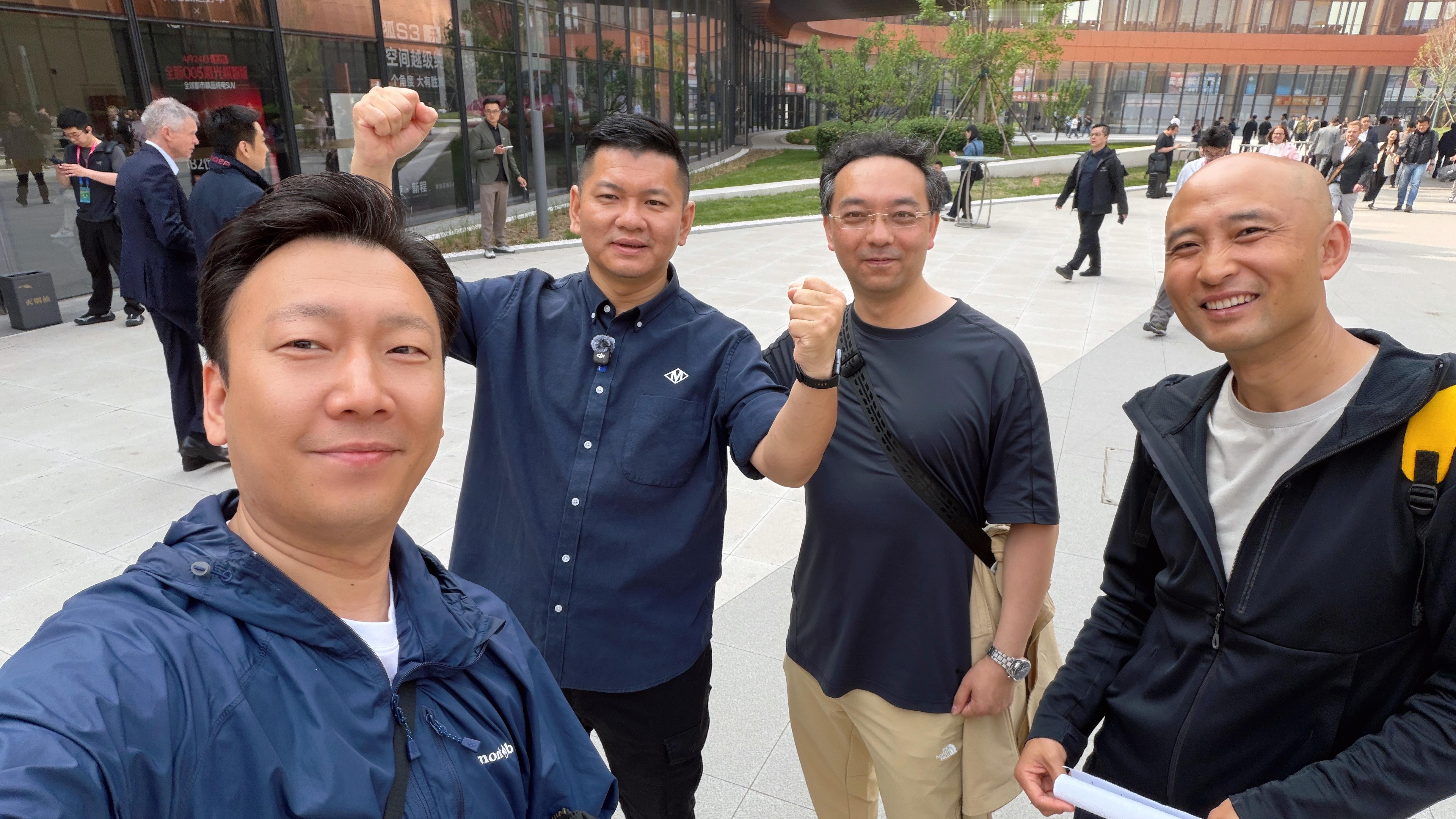 又是一年北京车展，老友相聚，都认识不2026北京车展