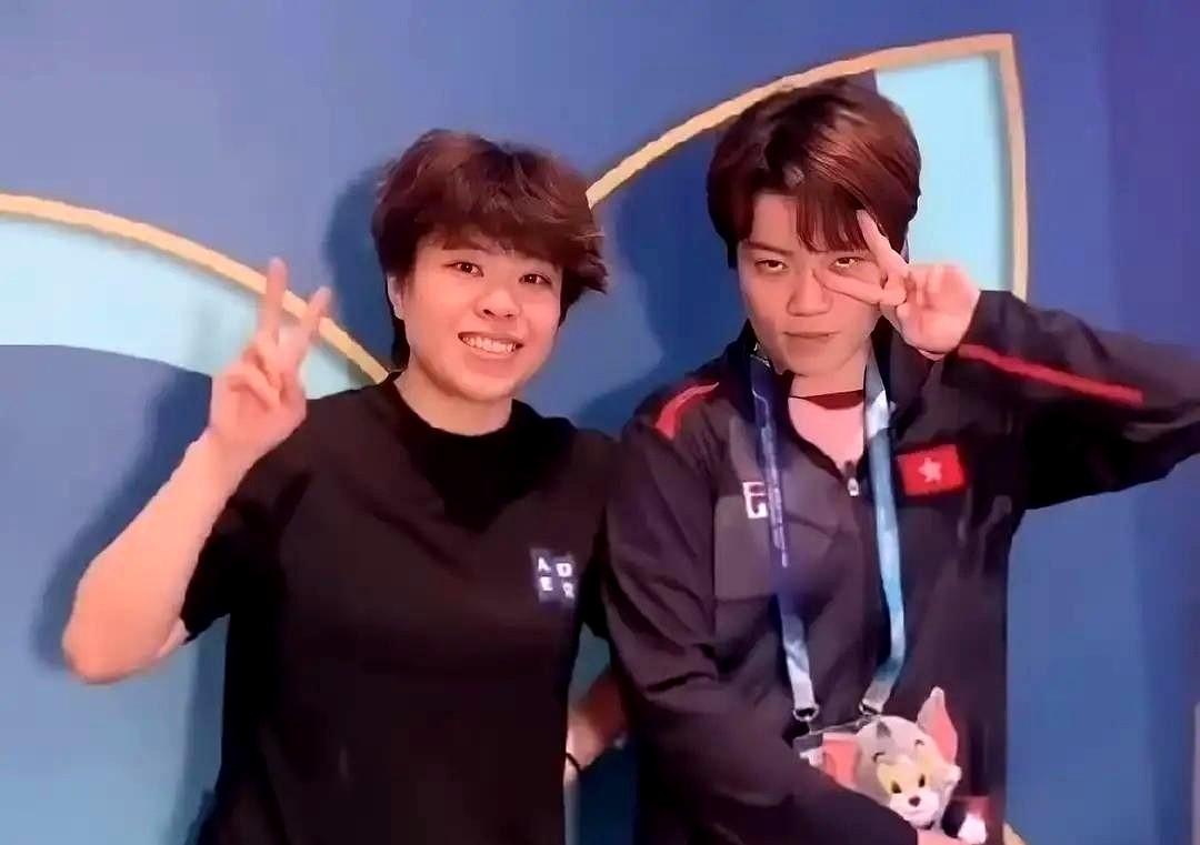 我总觉得王艺迪这人特实在，心里有杆秤。
澳门这场球，又被她结结实实圈了次粉。
