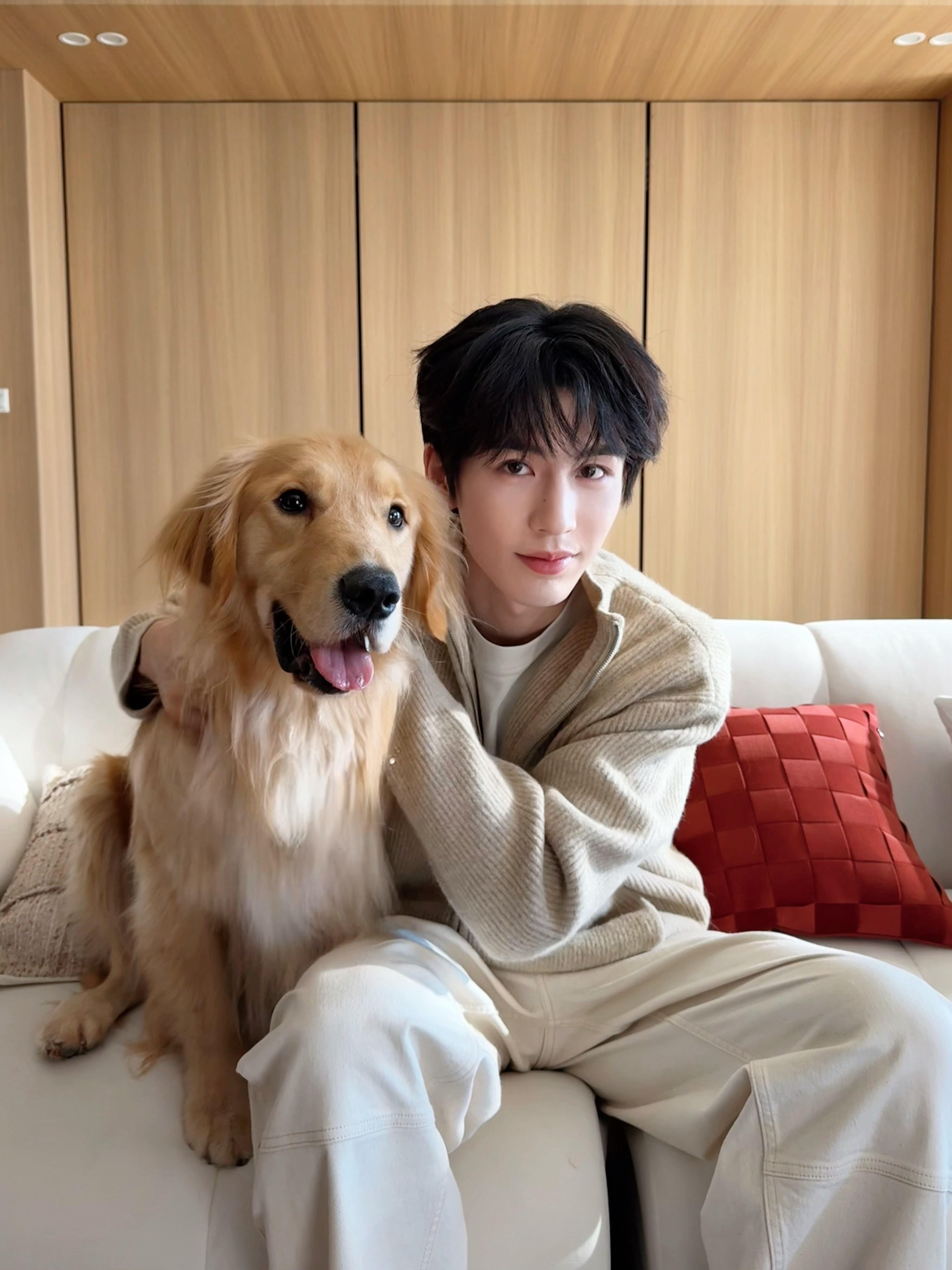 【和张凌赫一起迎接新年】张凌赫待播影视剧 腊月廿八，距离2026年春节倒计时2天