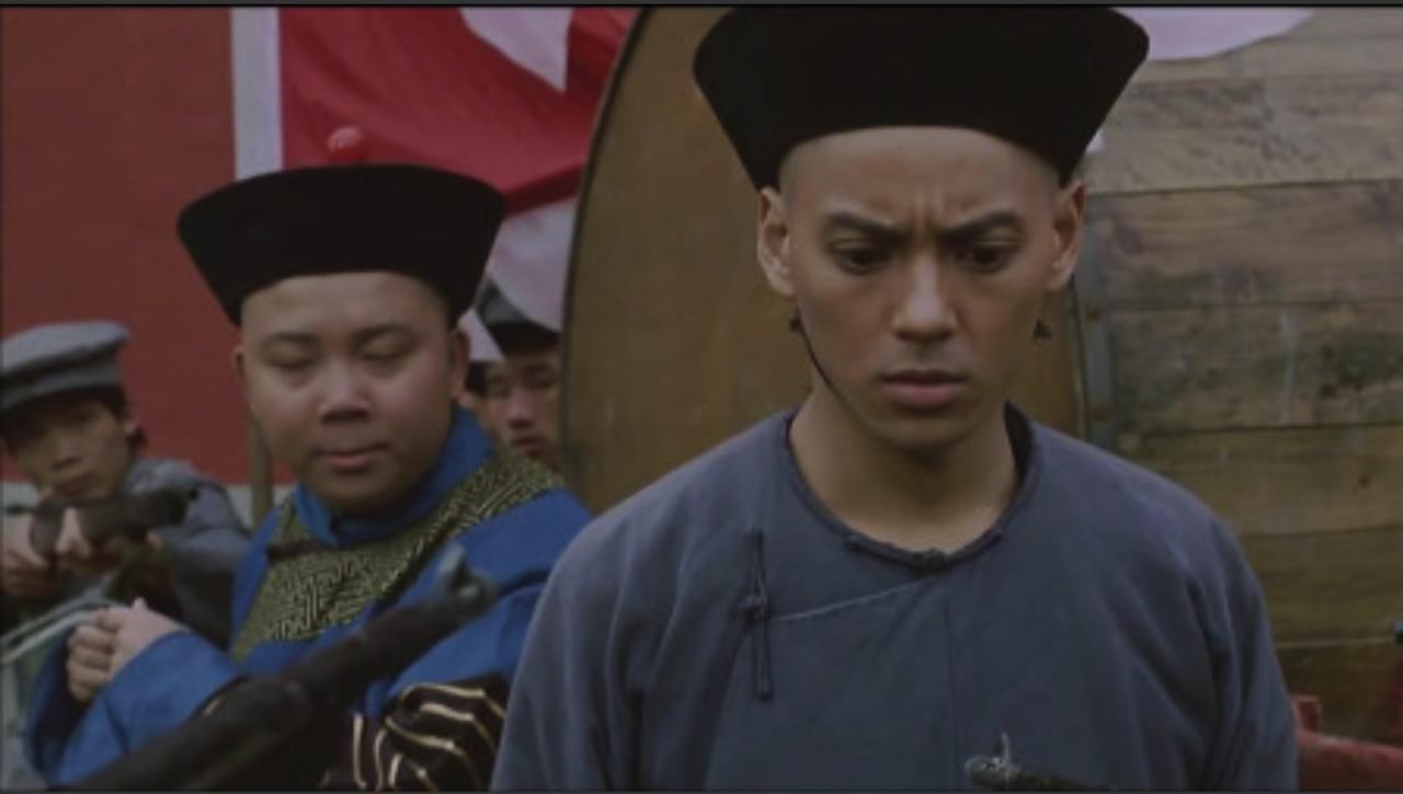 1911年，最后一个太监孙耀庭，10岁时，刚净身，还没进宫，大清便亡了，国家救济