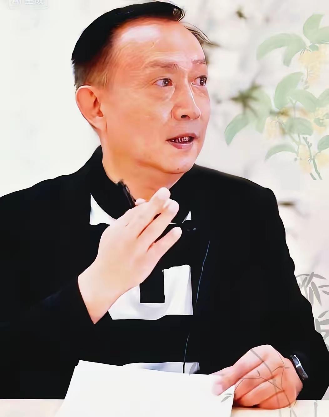 家人们谁懂啊！这世上最膈应人的操作，莫过于有些人把国内赚的钱卷去瑞士当庄园主，喝