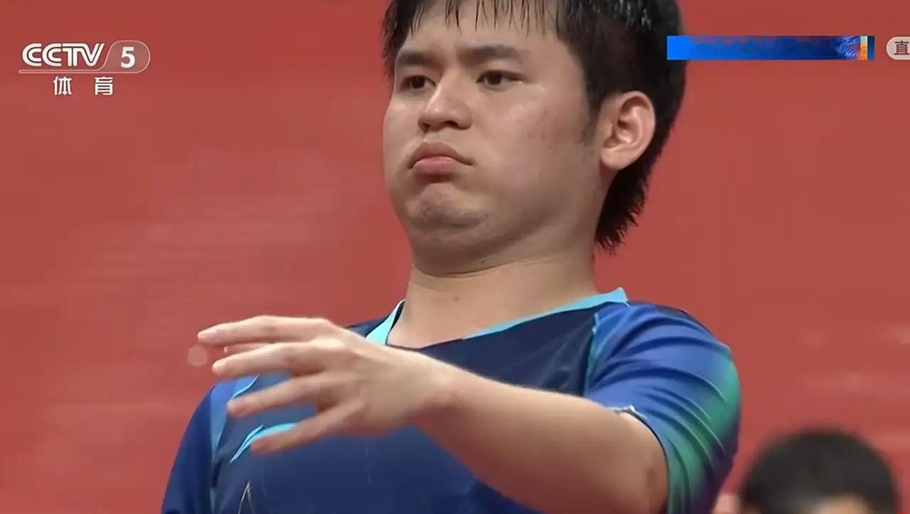 林诗栋不简单了，天下第一都敢赢，以后你就是天下第一了！
王楚钦也挺好，就是伤病太