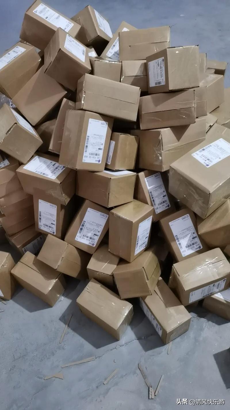 今晚又的加班，不知道什么时候能干完，一个人做电商太不容易了