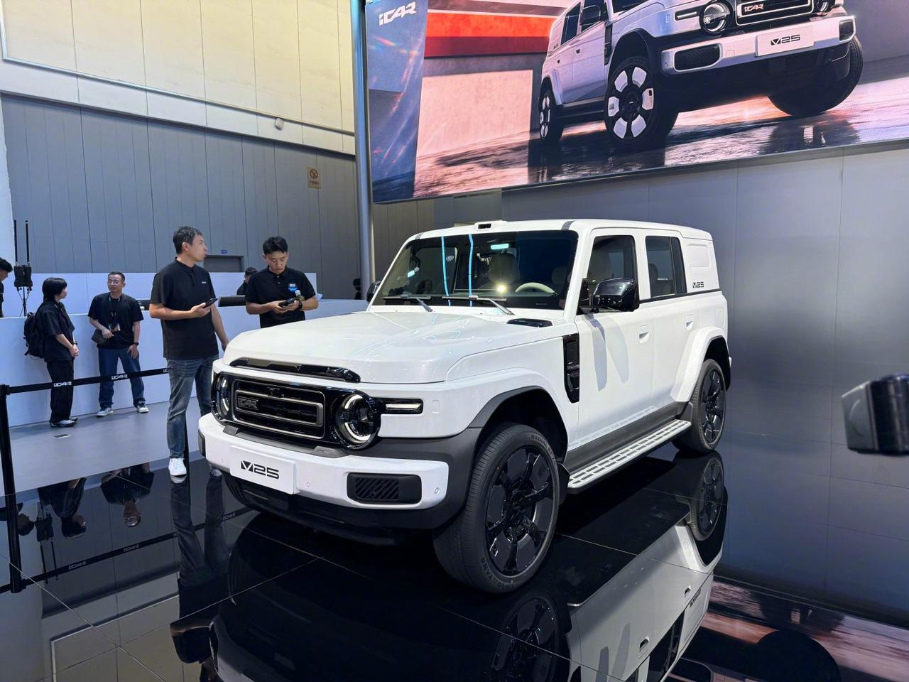 【iCAR V25会卖爆的！】
这是iCAR V23
iCAR V27之后的第三