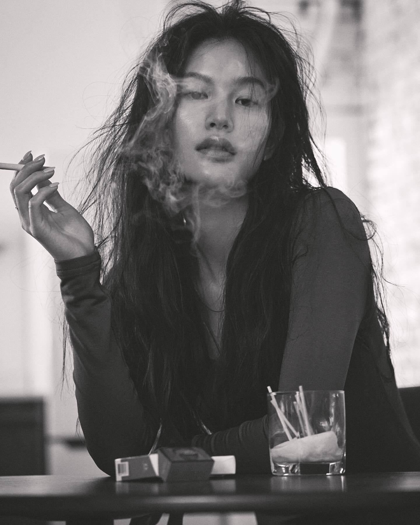 立花惠理  🚬 ​​​