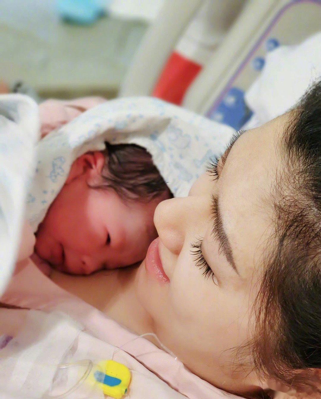 Selina宣布不会再婚Selina已过一段失败的婚姻，这次宣布不会结婚，我觉得