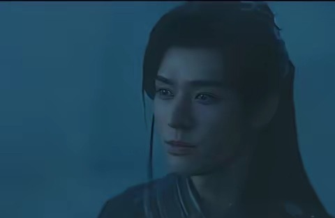 原来《暗河传》是《少年歌行》系列的续集啊！​只不过这次换了一个男主，记得《歌行》