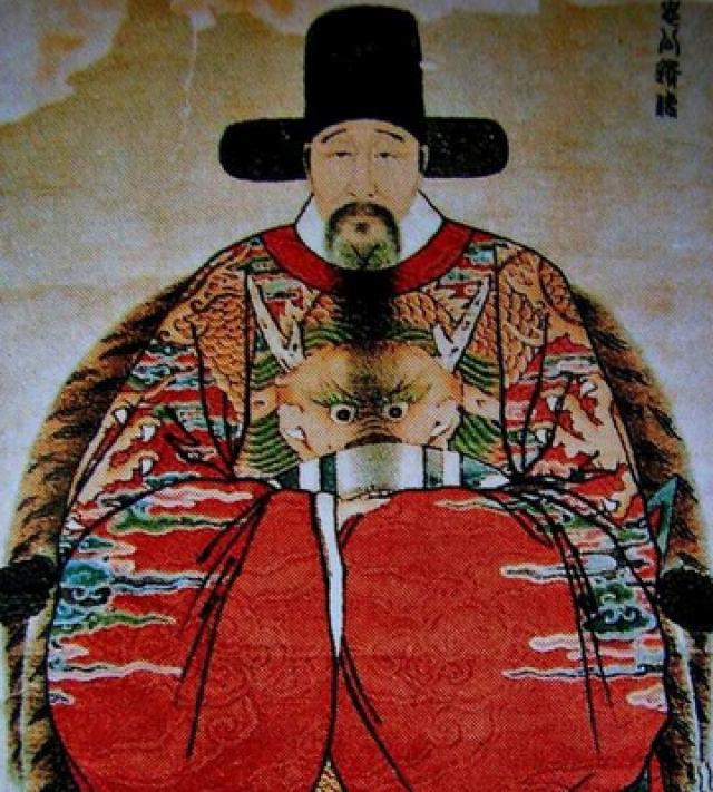 张居正：明朝最强“教育总监+CEO跨界打工人”，十年改革像带高三毕业班——卷自己