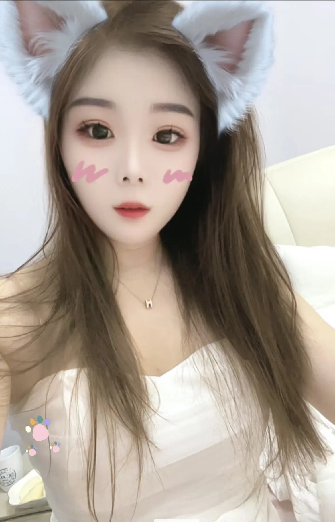 我要是再漂亮一点，再优秀一点，是不是就可以拥有一个视你如命的人了