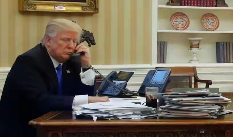 中方猜对了，特朗普摊牌：让高市早苗压上一切，帮美国做一件事
 
高市早苗的强硬不