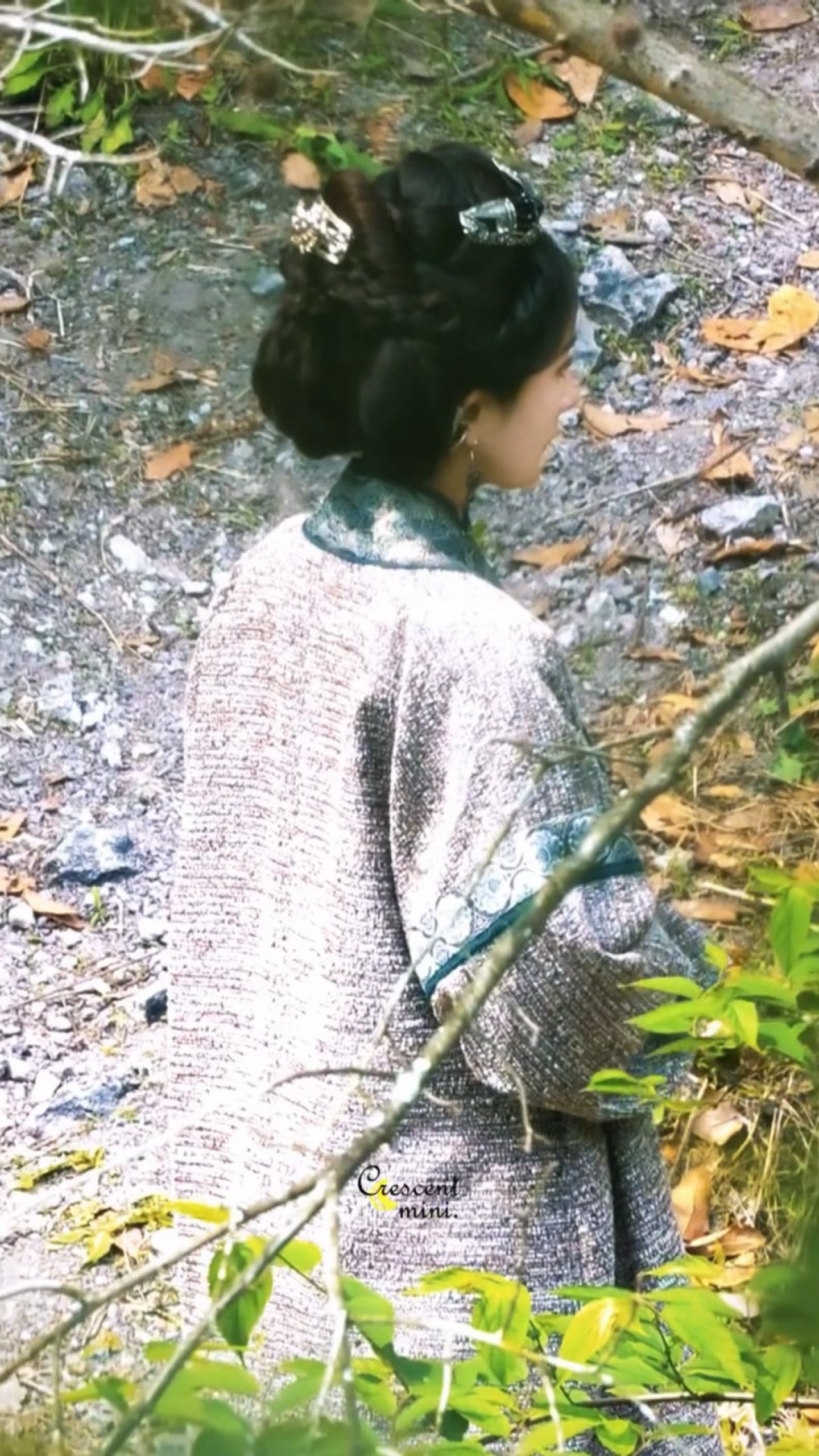 特别端庄的冯湮儿皇后，今天这套盘发新造型太漂亮了杨幂冯湮儿盘发新造型