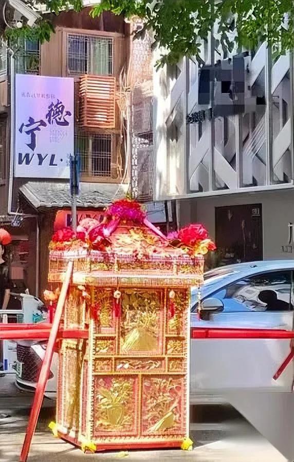 家门不幸！表姑家咋了？

一场婚姻竟让家支离破碎。表姑小儿子娶了个媳妇，谁知丈母