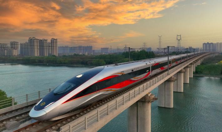 德国人锐评中日法高铁：日本优秀法国先进，为何对中国只用 4 个字概括？这背后却藏